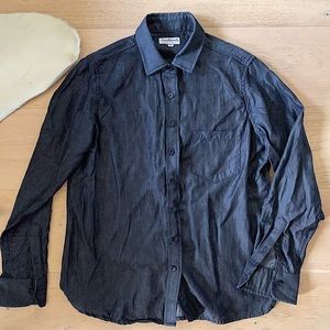 Tradlands dark chambray button up shirt, M